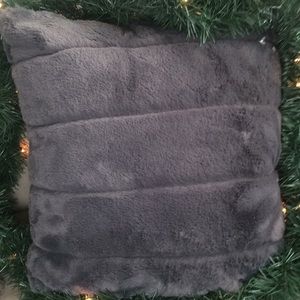 NWT Super soft Indigo faux fur pillow case